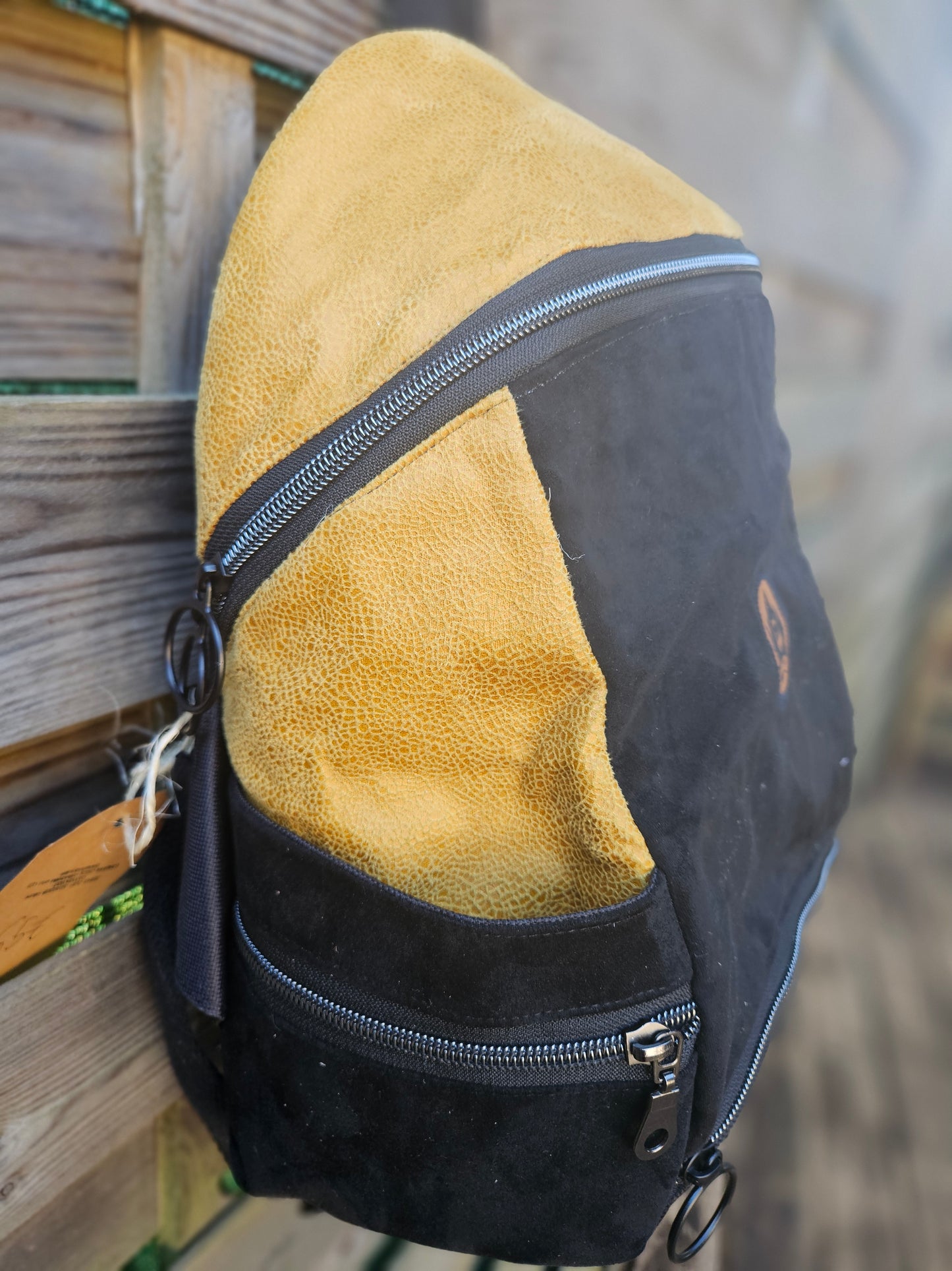 Sac à Dos Imperméable 20L - 7 Poches Isotherme Ergonomique