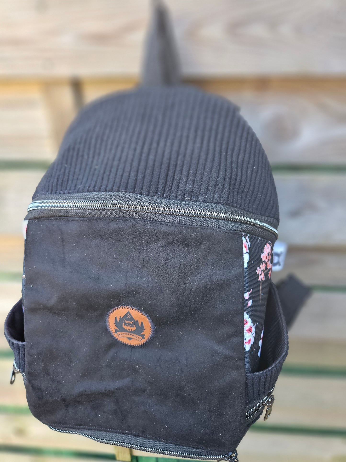 Sac à Dos Imperméable 20L - 7 Poches Isotherme Ergonomique
